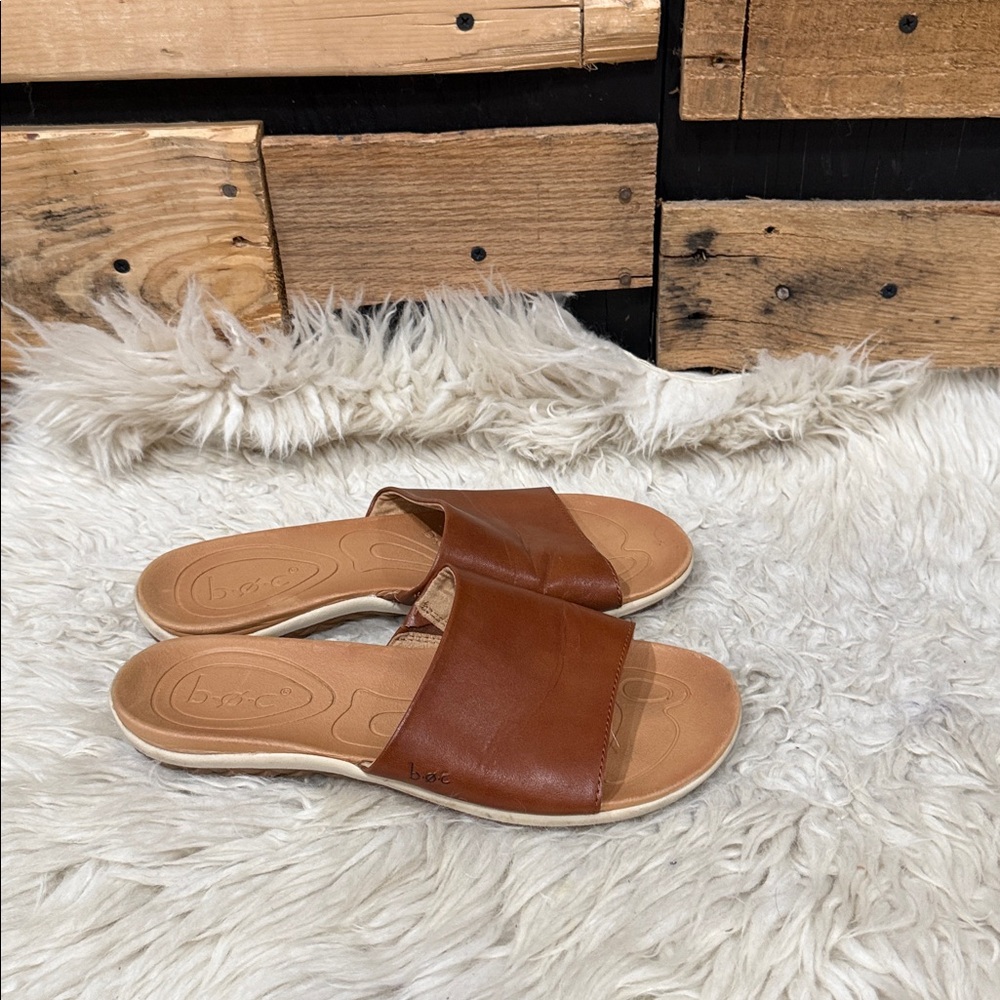 B.O.C Born Eternia Sandal Women's Tan
Brown Open Toe Slides Slip On Z54416 Sz 9 - Picture 4 of 8